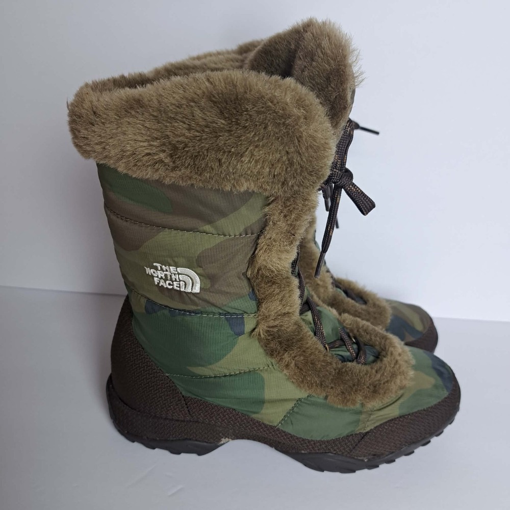 The North Face Women's Boots Camo Goose Down Winter/Snow Boots  Size 7